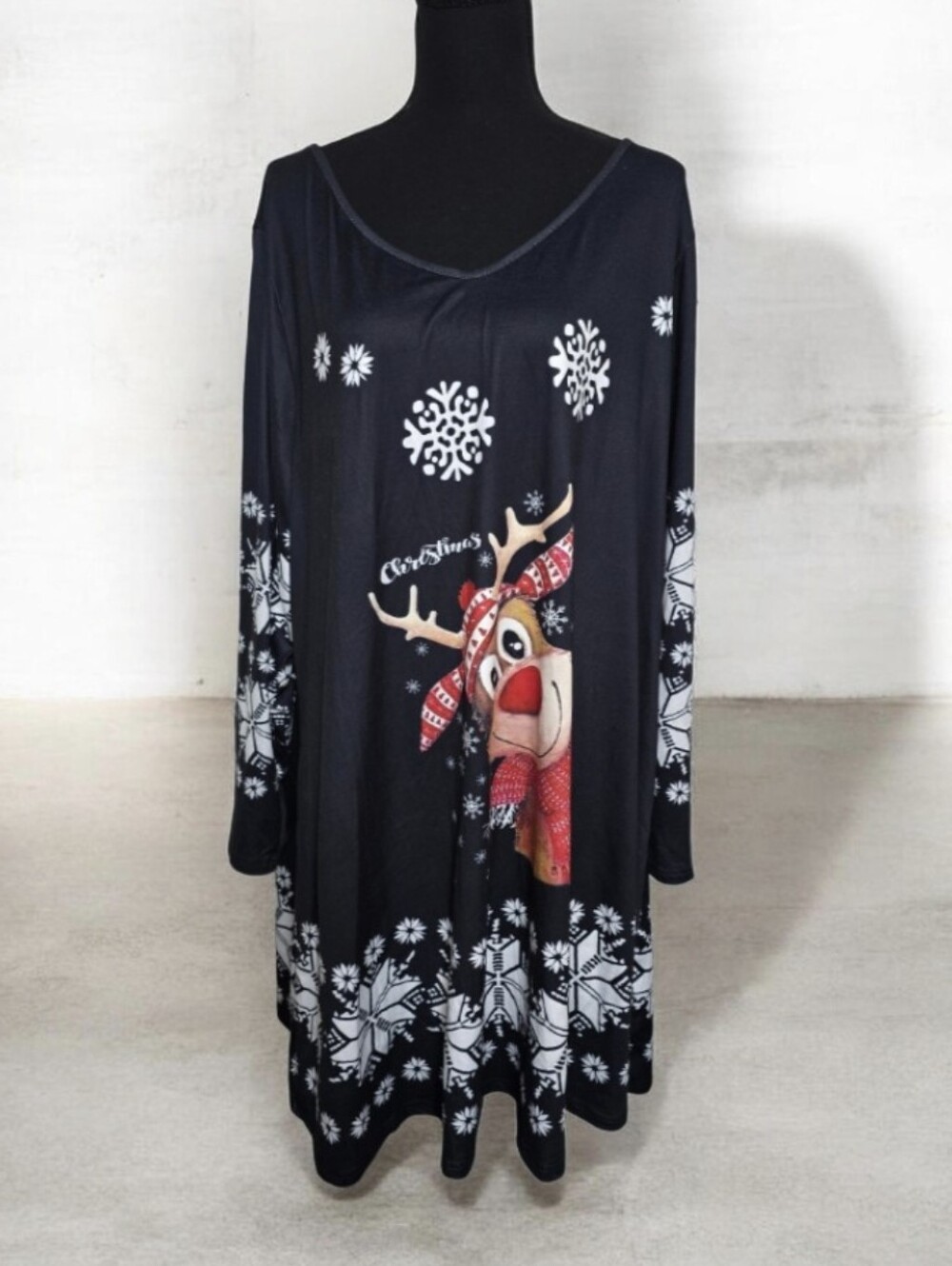 #K141 Black Holiday Reindeer Long Sleeve Women's Top